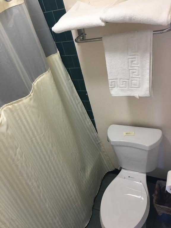 Budget Inn Motel Вудберн Екстер'єр фото