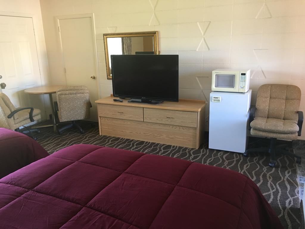 Budget Inn Motel Вудберн Екстер'єр фото